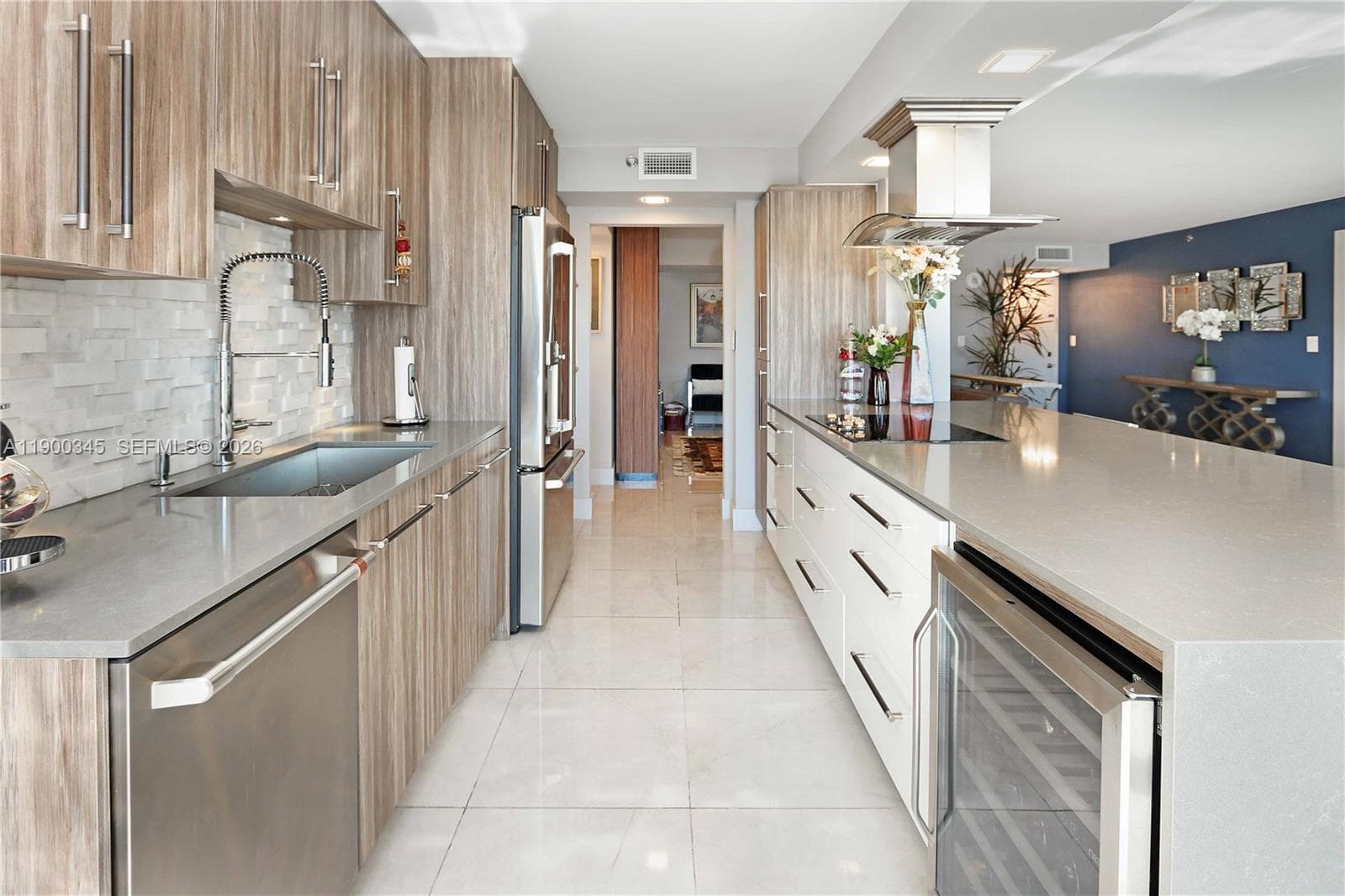 1201 Ocean Dr 2505N photo 17