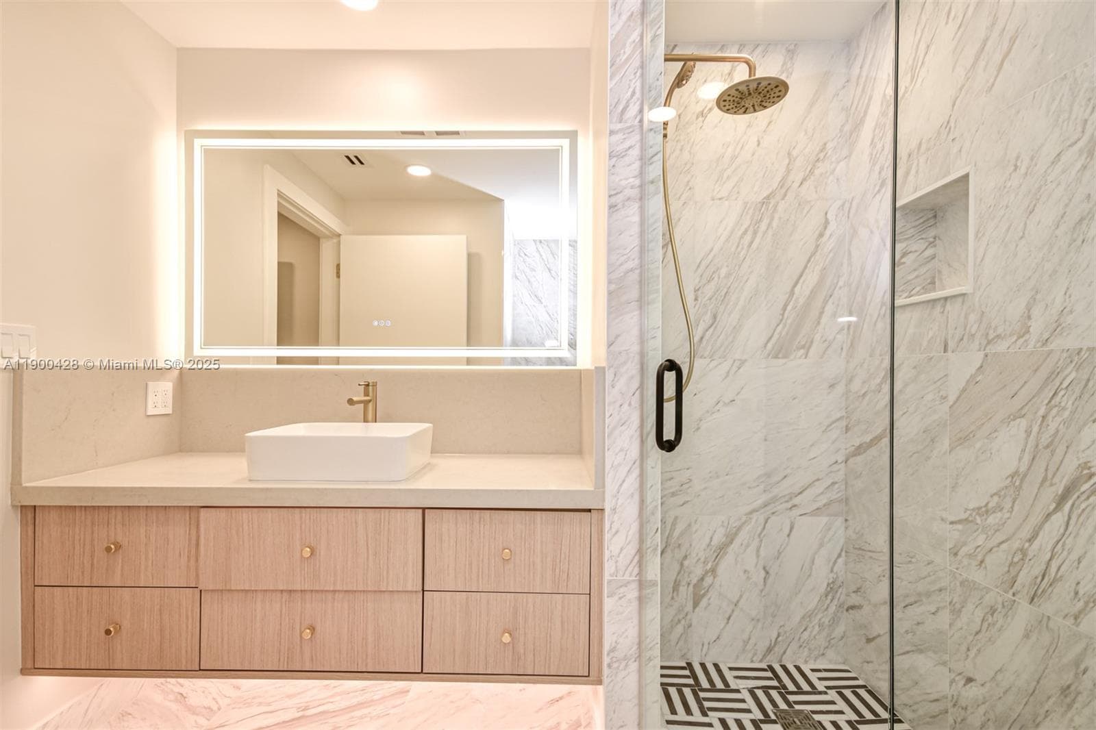 10101 Collins Ave 7D photo 11
