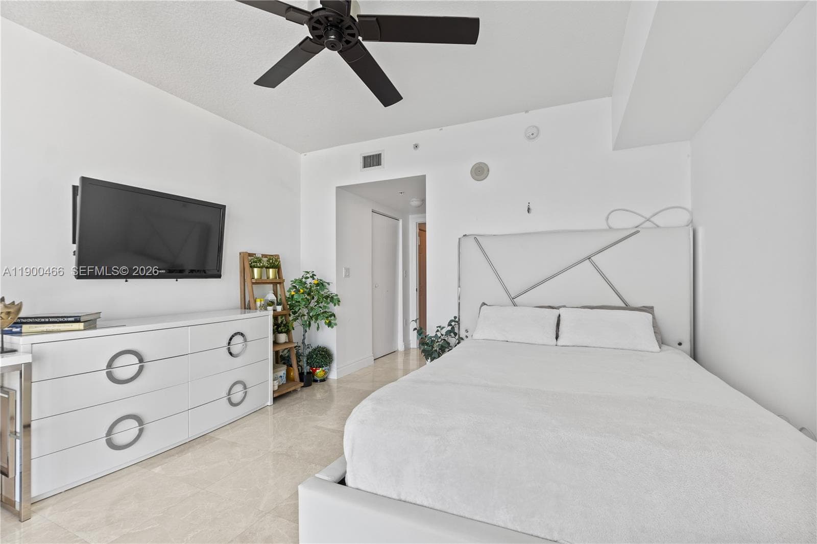 16699 Collins Ave 3604 photo 25