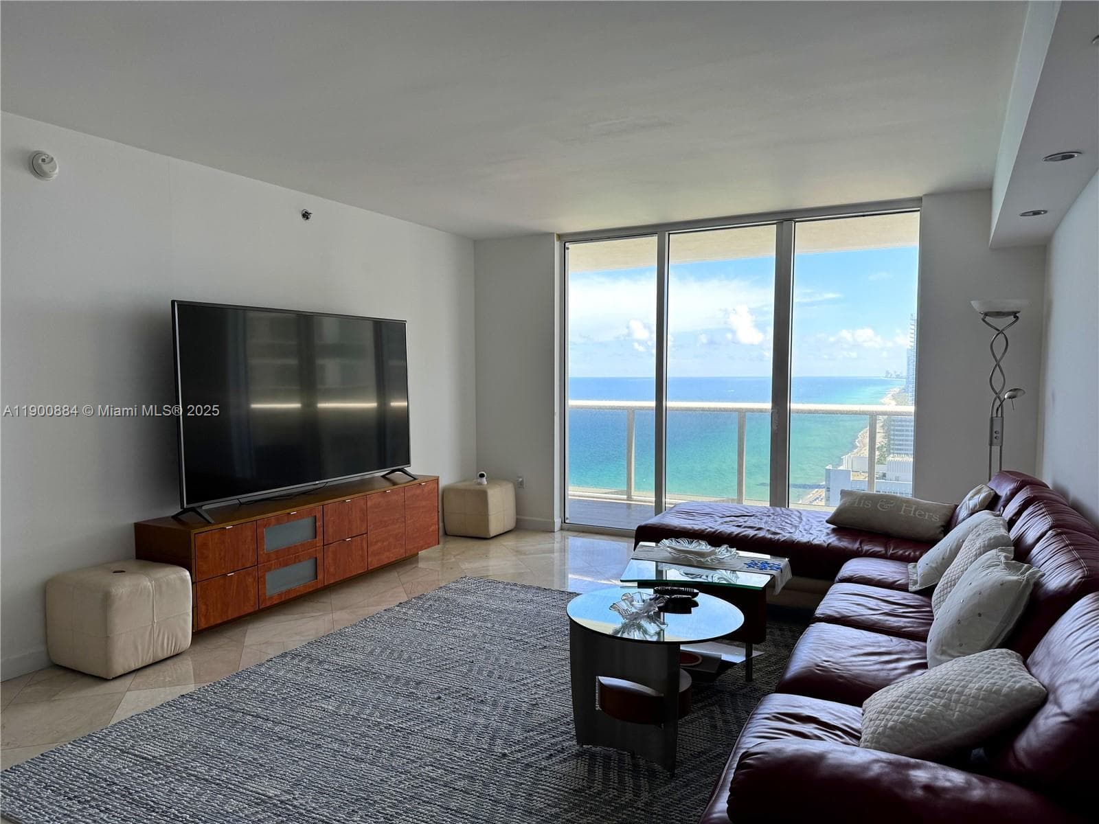 1830 Ocean Dr 3303 photo 6