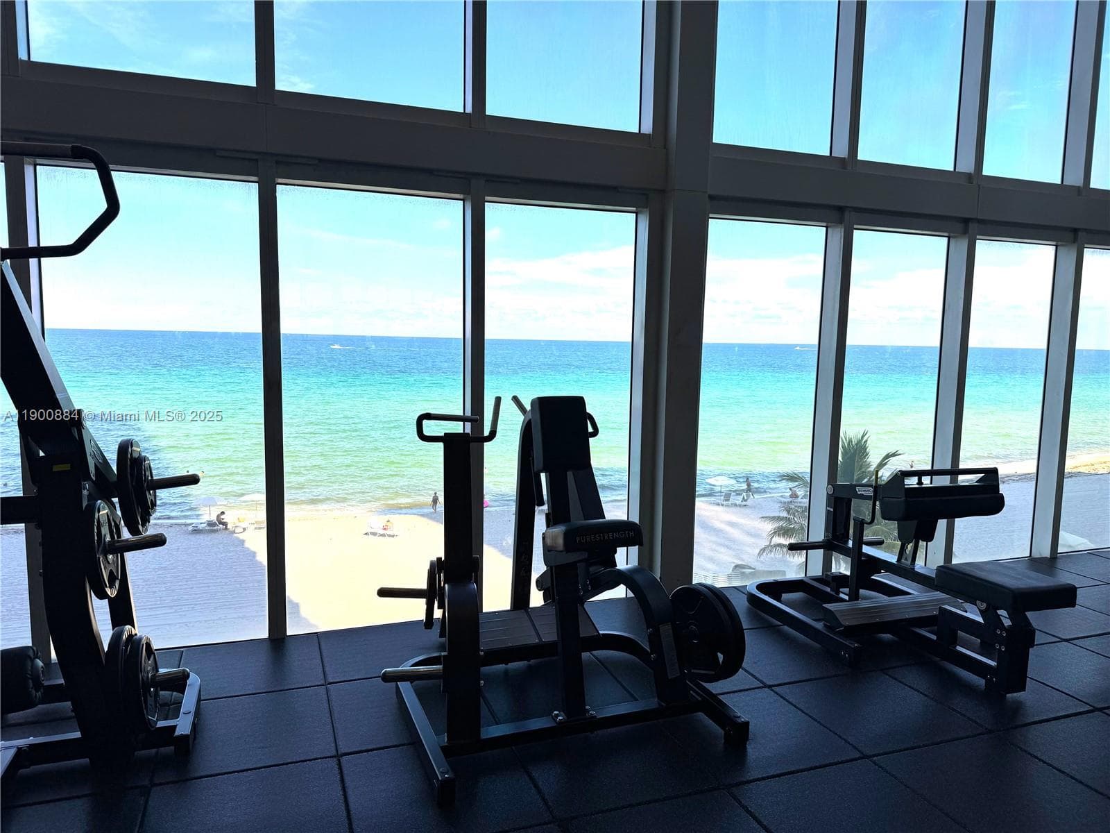 1830 Ocean Dr 3303 photo 22