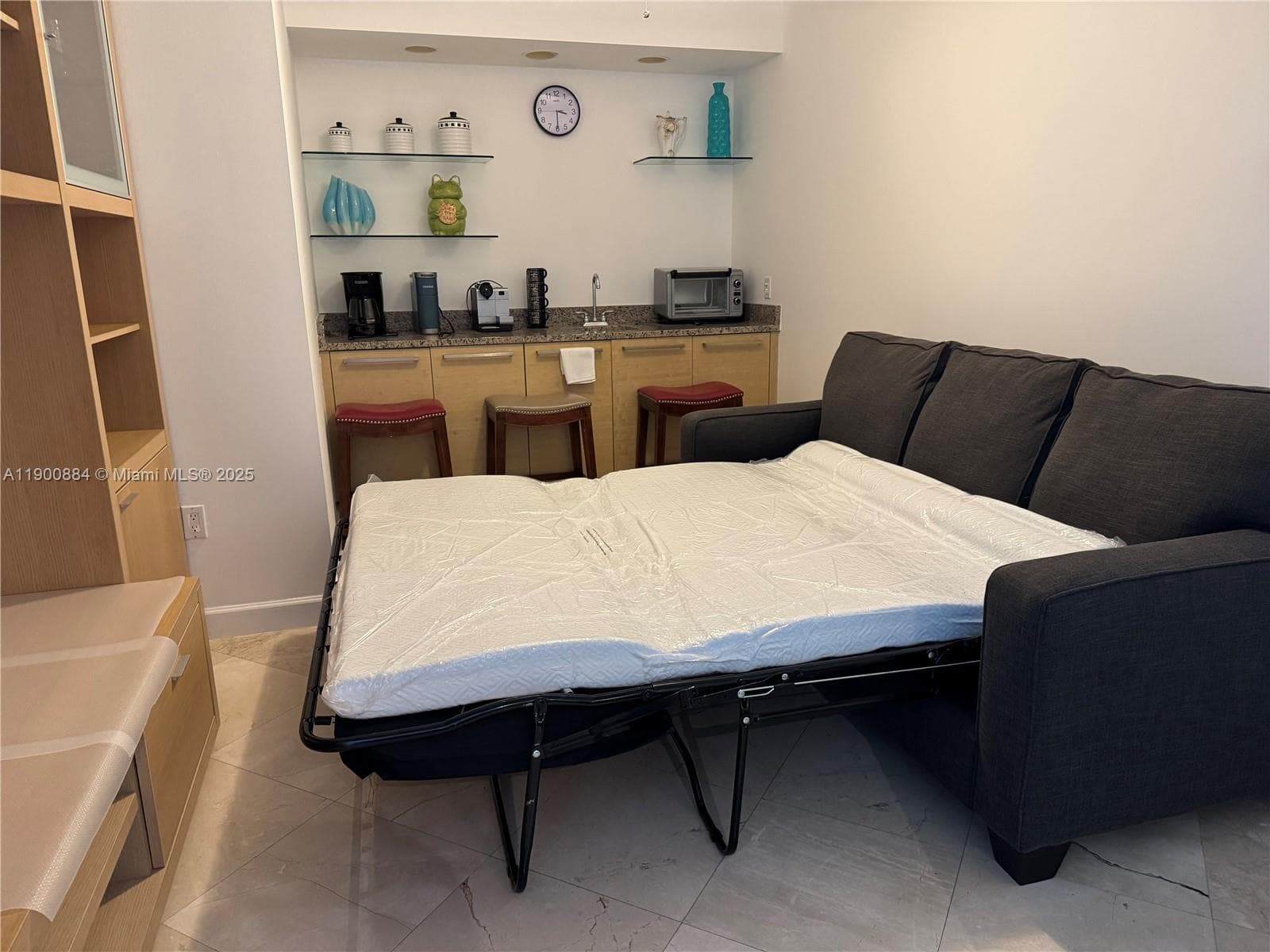1830 Ocean Dr 3303 photo 18