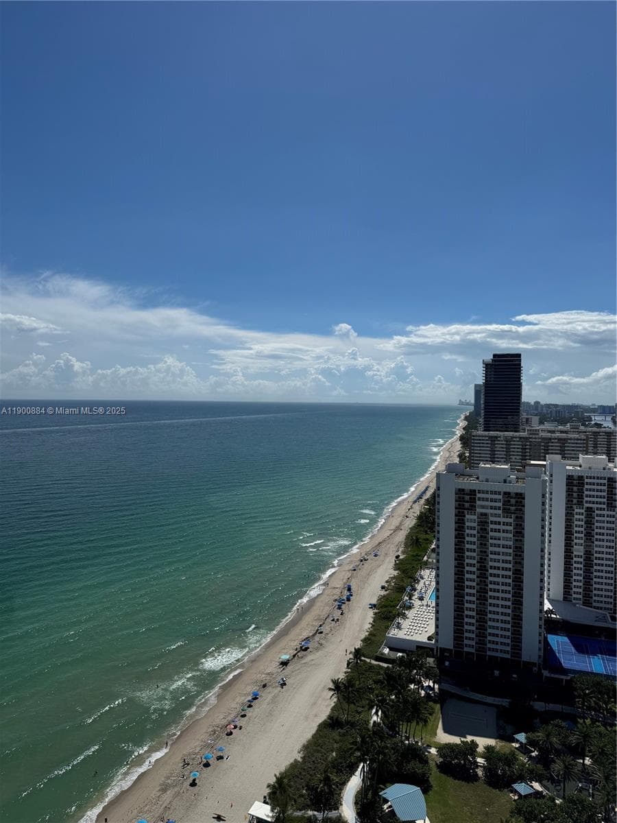 1830 Ocean Dr 4