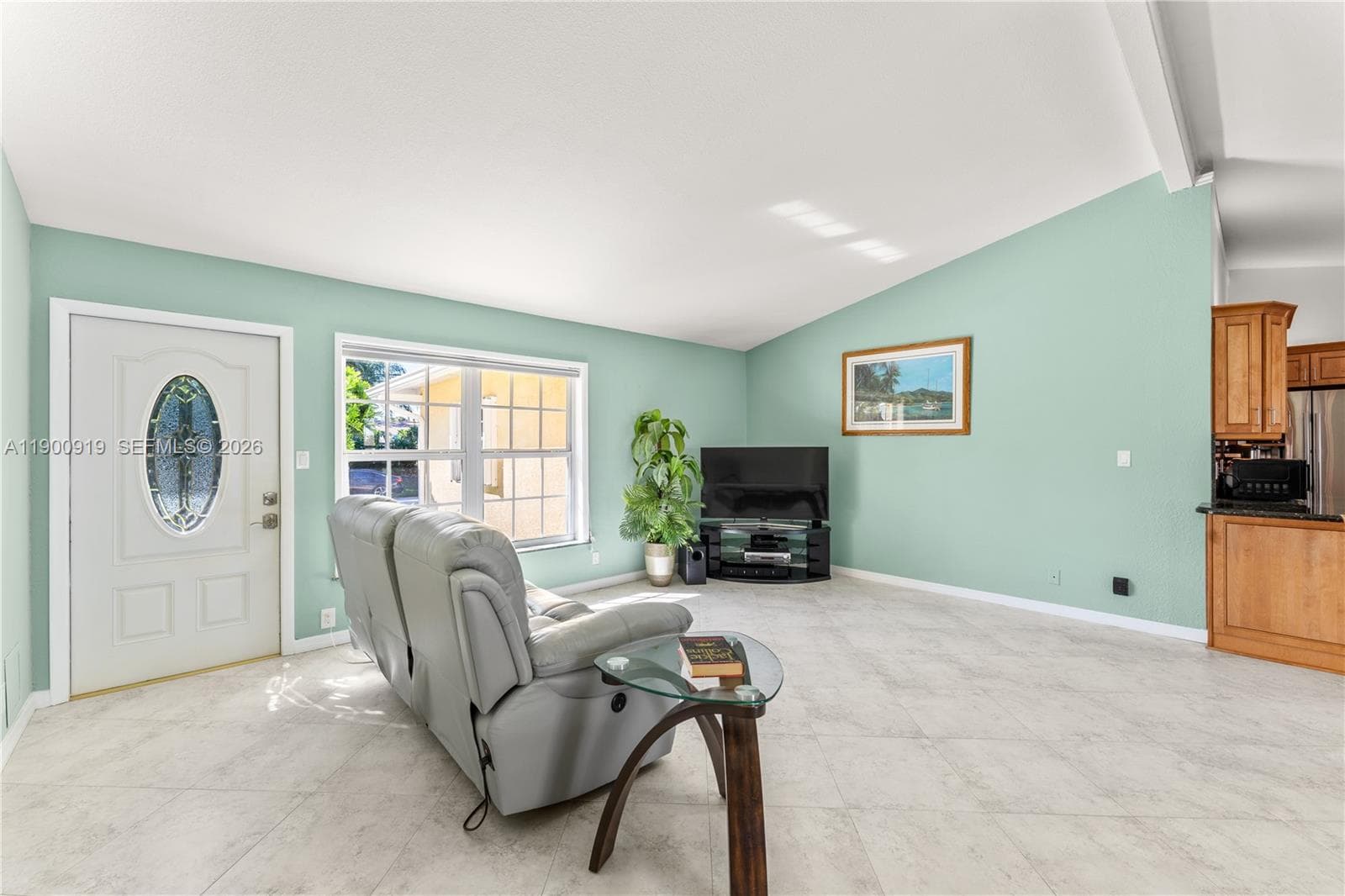 1625 5th Ct photo 6