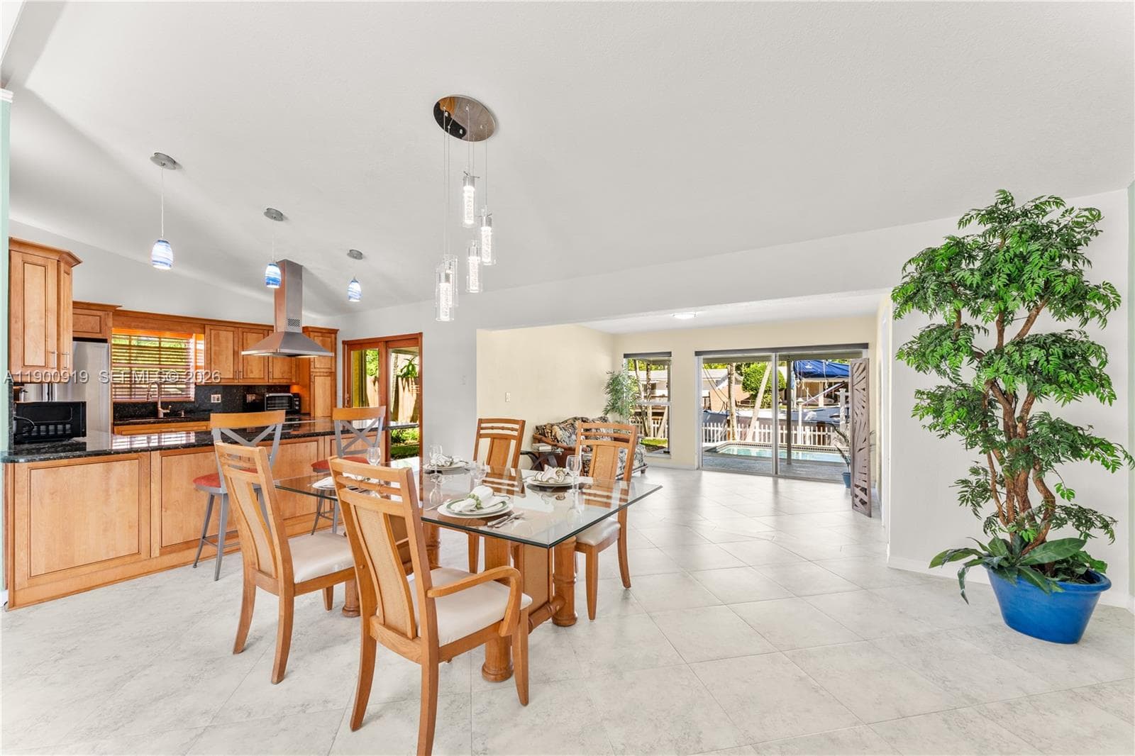 1625 5th Ct photo 8
