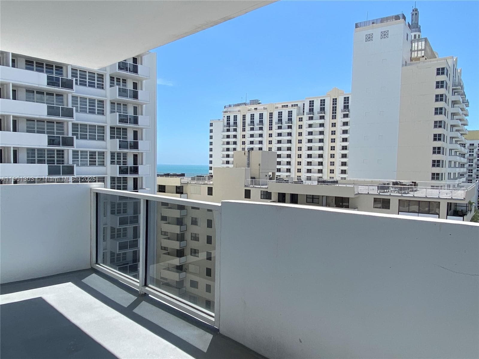 100 Lincoln Rd 1111 photo 22