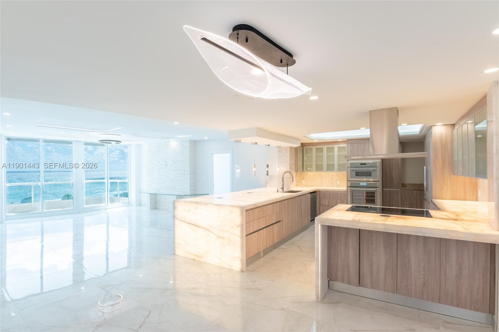 700 Ocean Blvd 2
