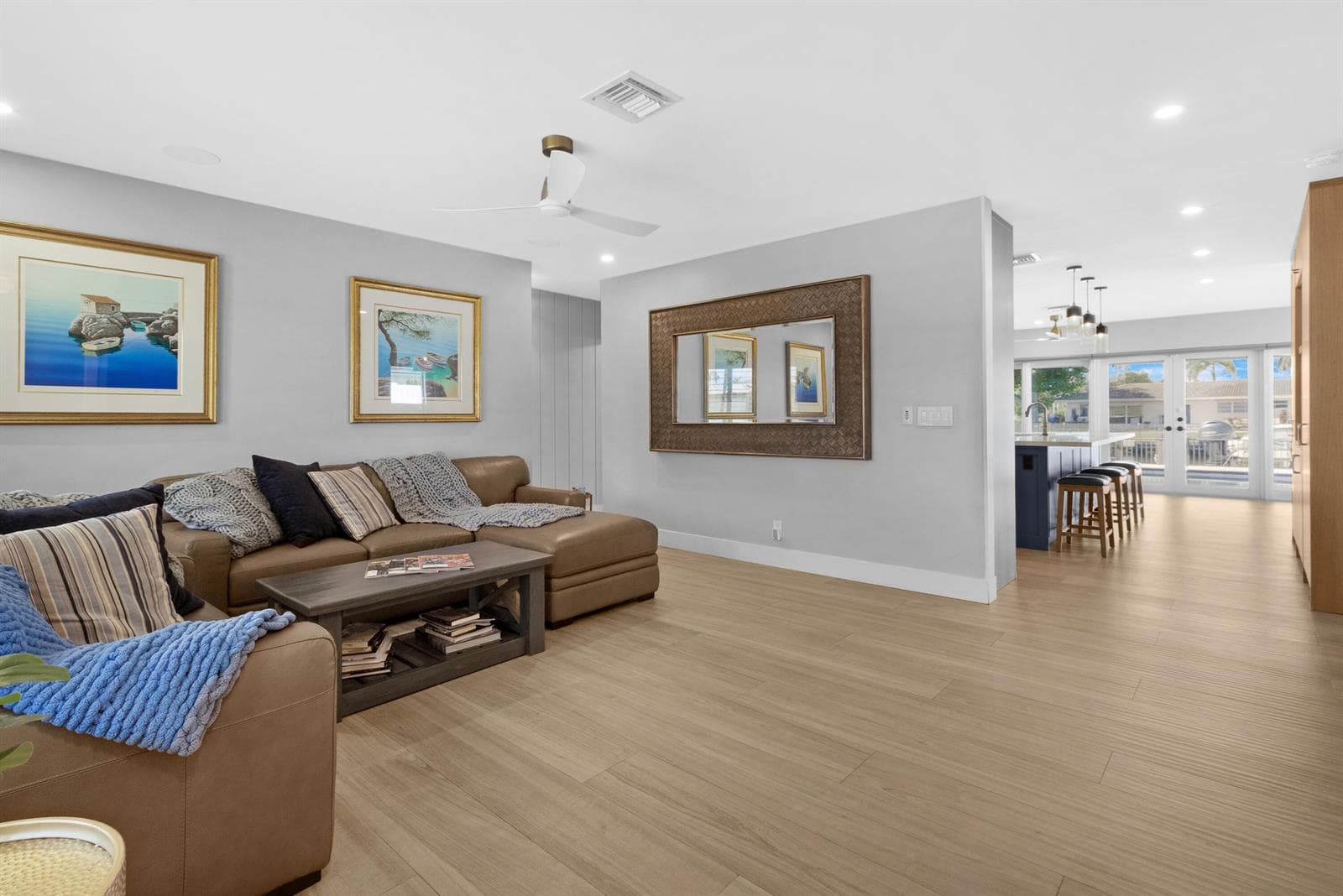 291 SE 5th Avenue 5