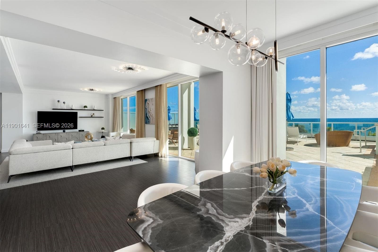 4391 Collins Ave 512 photo 8