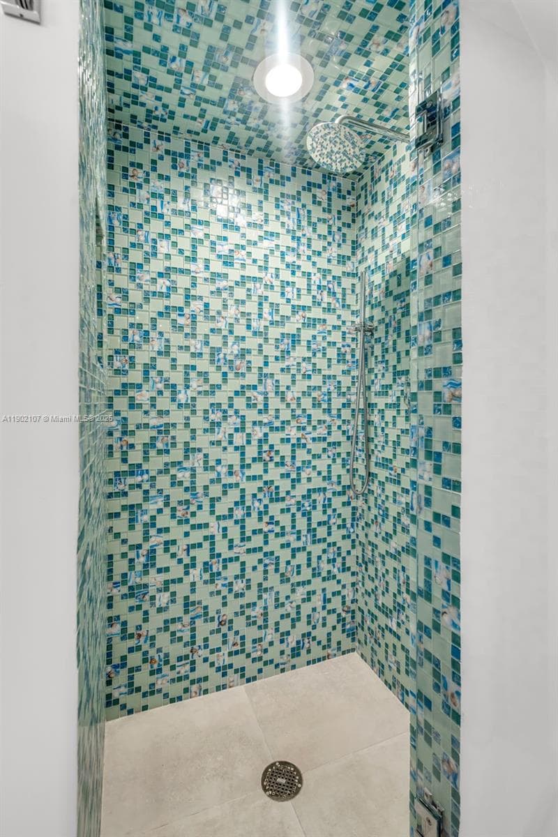 1500 Ocean Dr 1109 photo 19