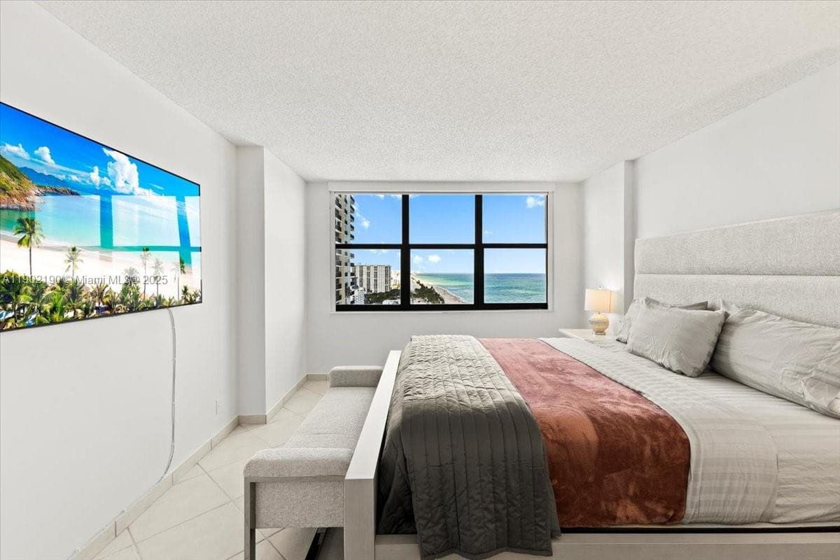 2301 Ocean Dr 2004 photo 15