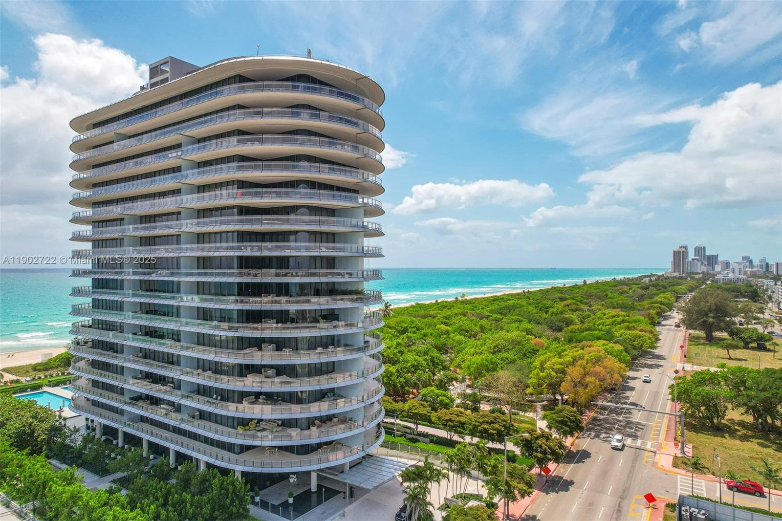 8701 Collins Ave 1