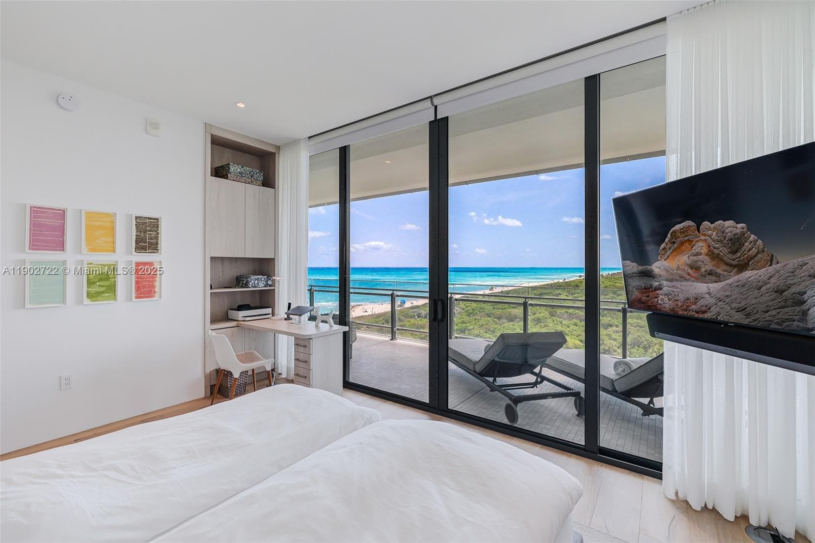 8701 Collins Ave 904 photo 10