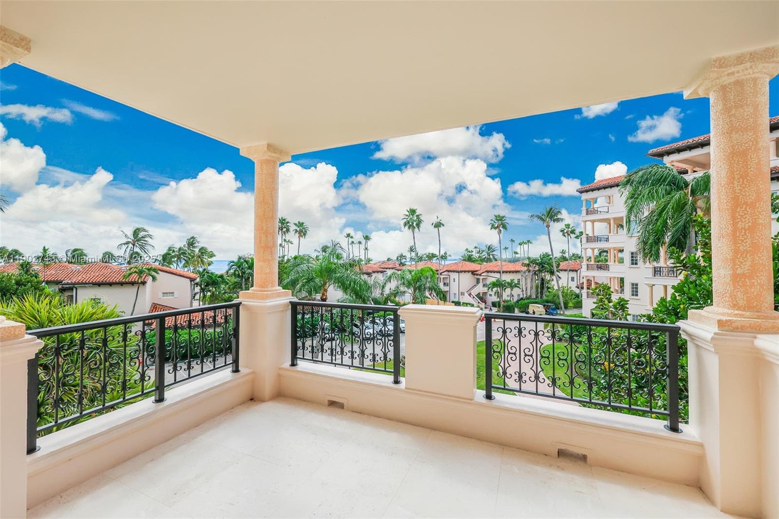 19236 Fisher Island Dr 19236 photo 21