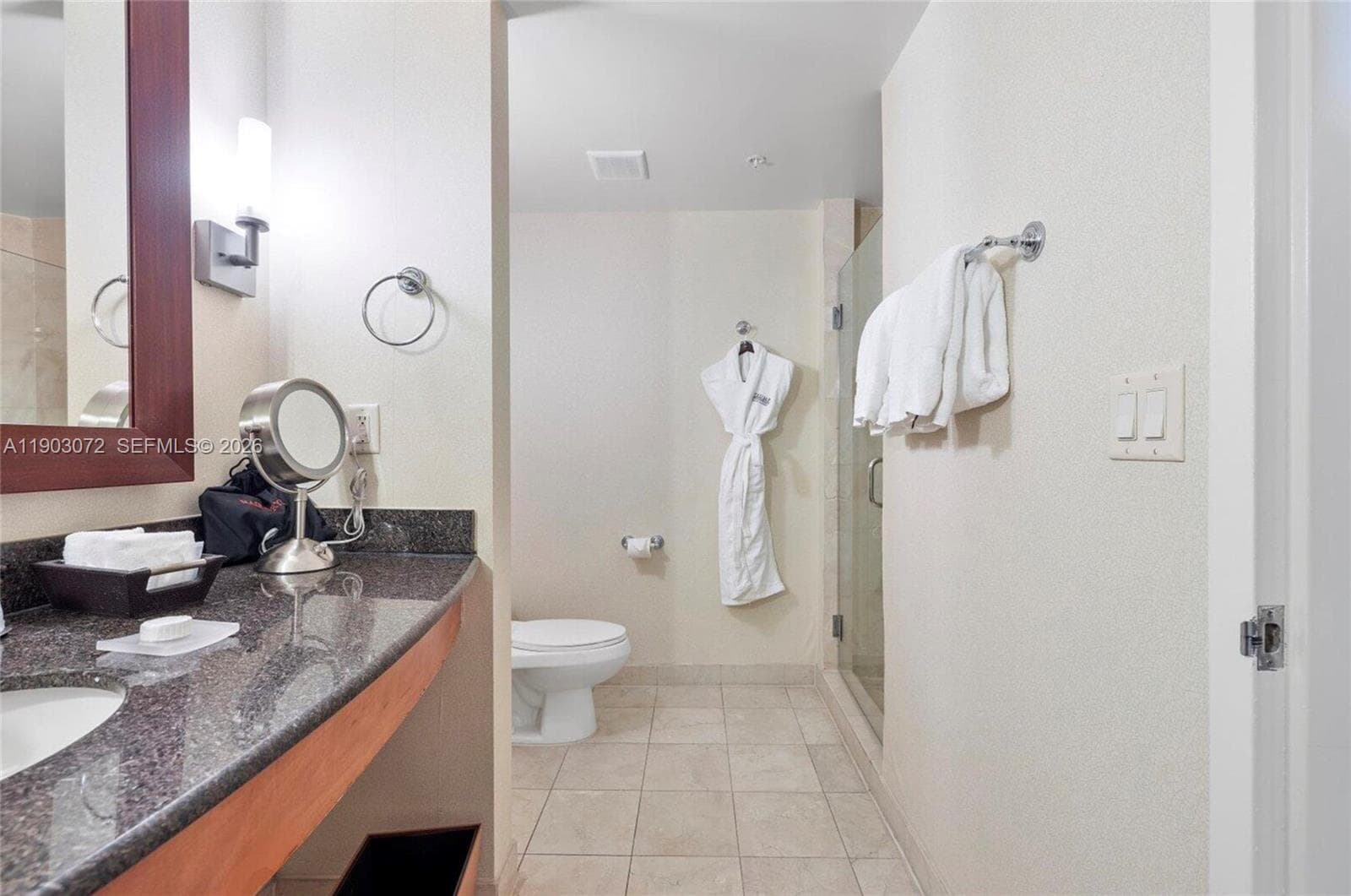 18001 Collins Ave 2102 photo 3