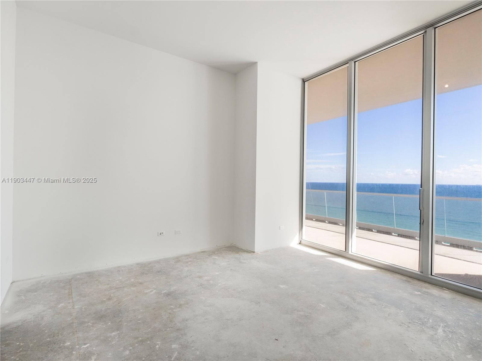 18501 Collins Av 1501 photo 9