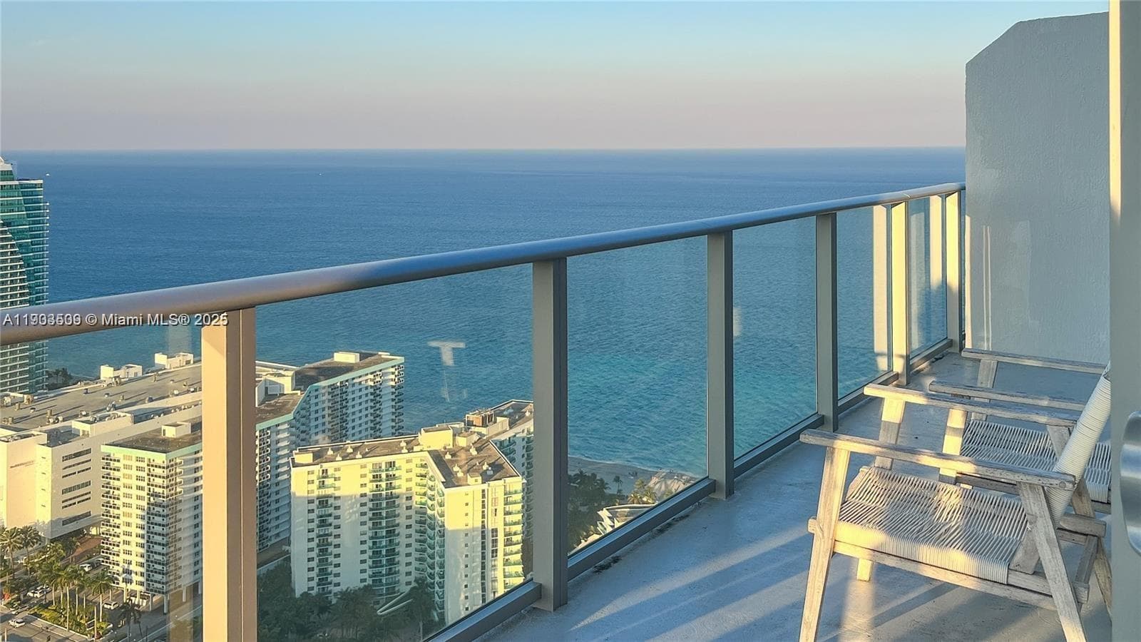 4010 Ocean Dr 2