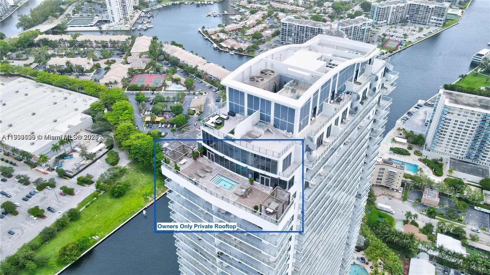 4010 Ocean Dr T4302 photo 19