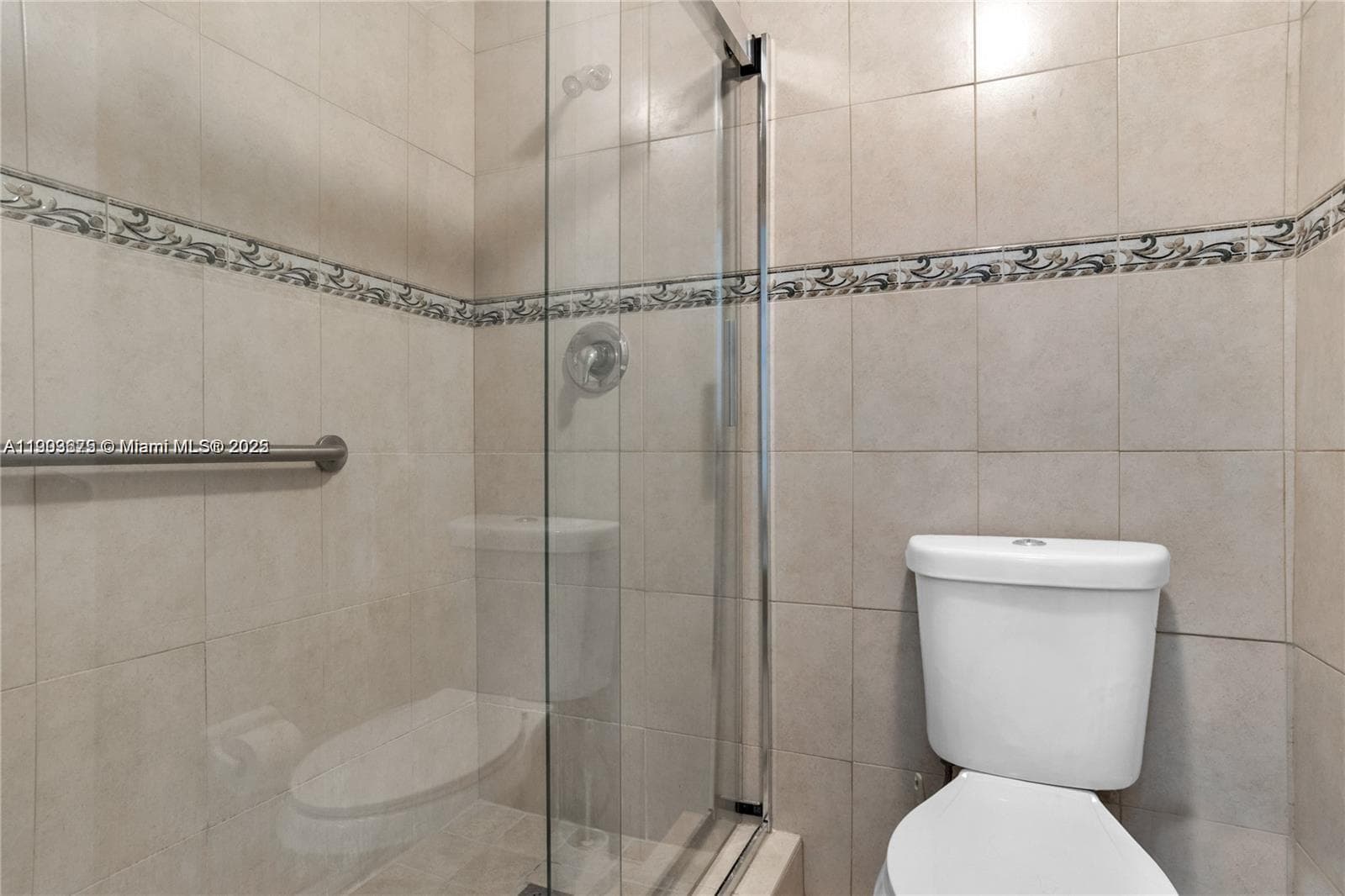 3505 S Ocean Dr 208 photo 15