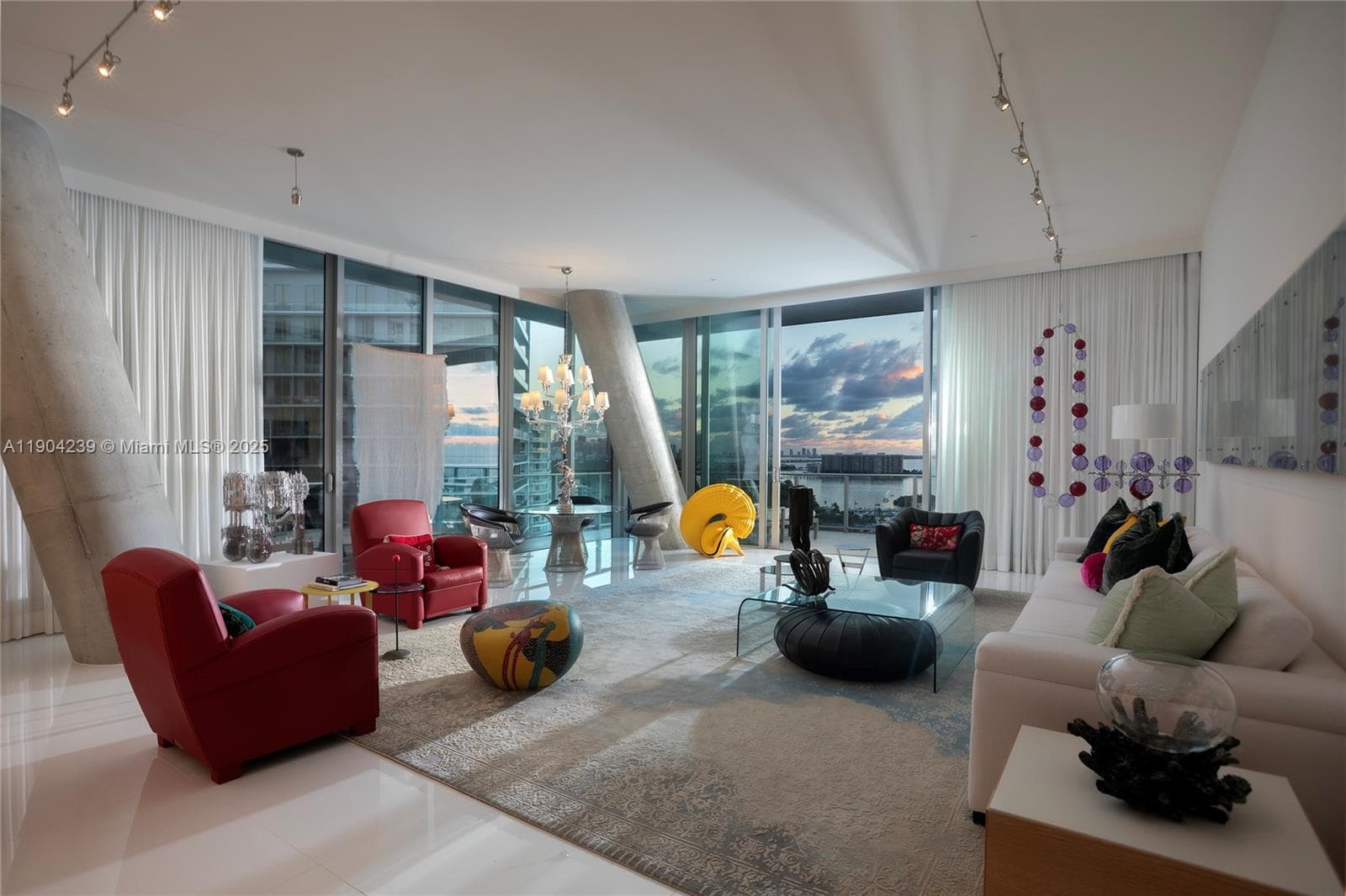 2675 Bayshore Dr 3