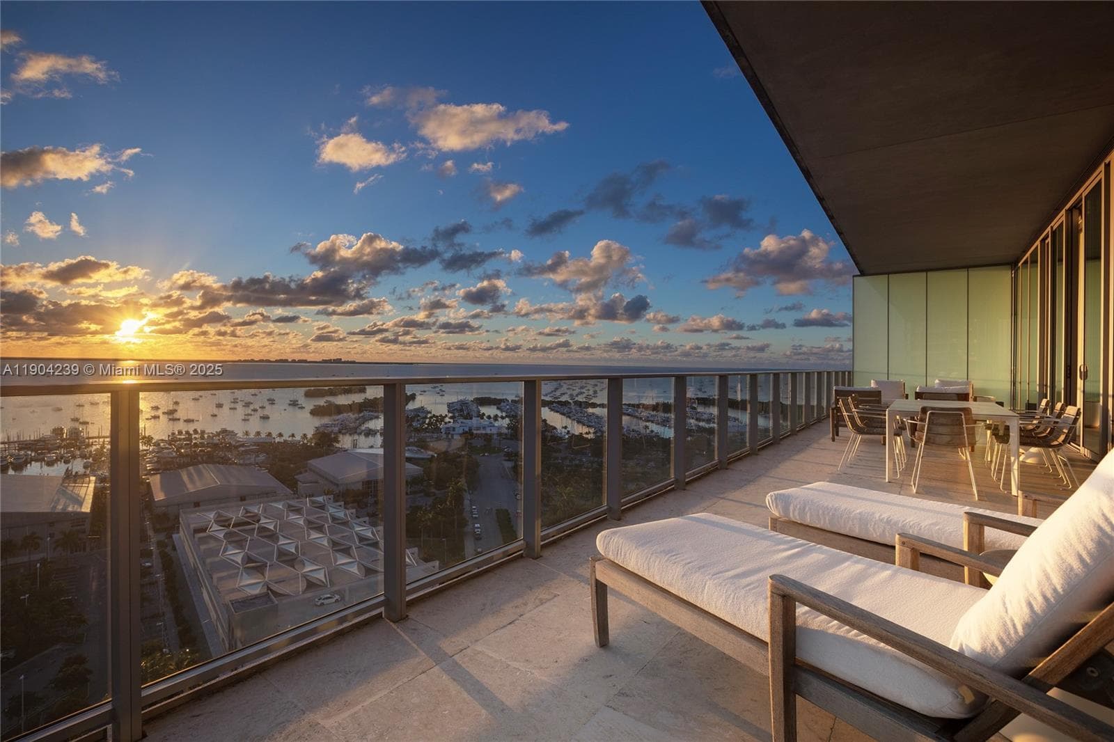2675 Bayshore Dr 1
