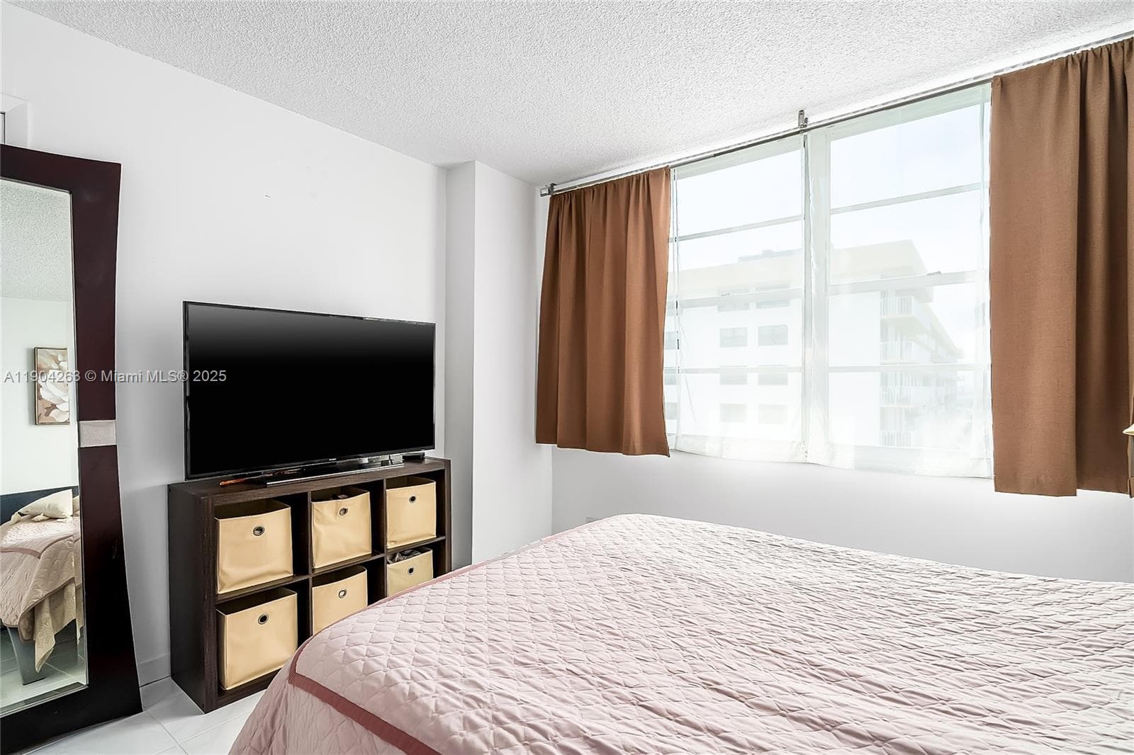 301 174th St 2208 photo 25