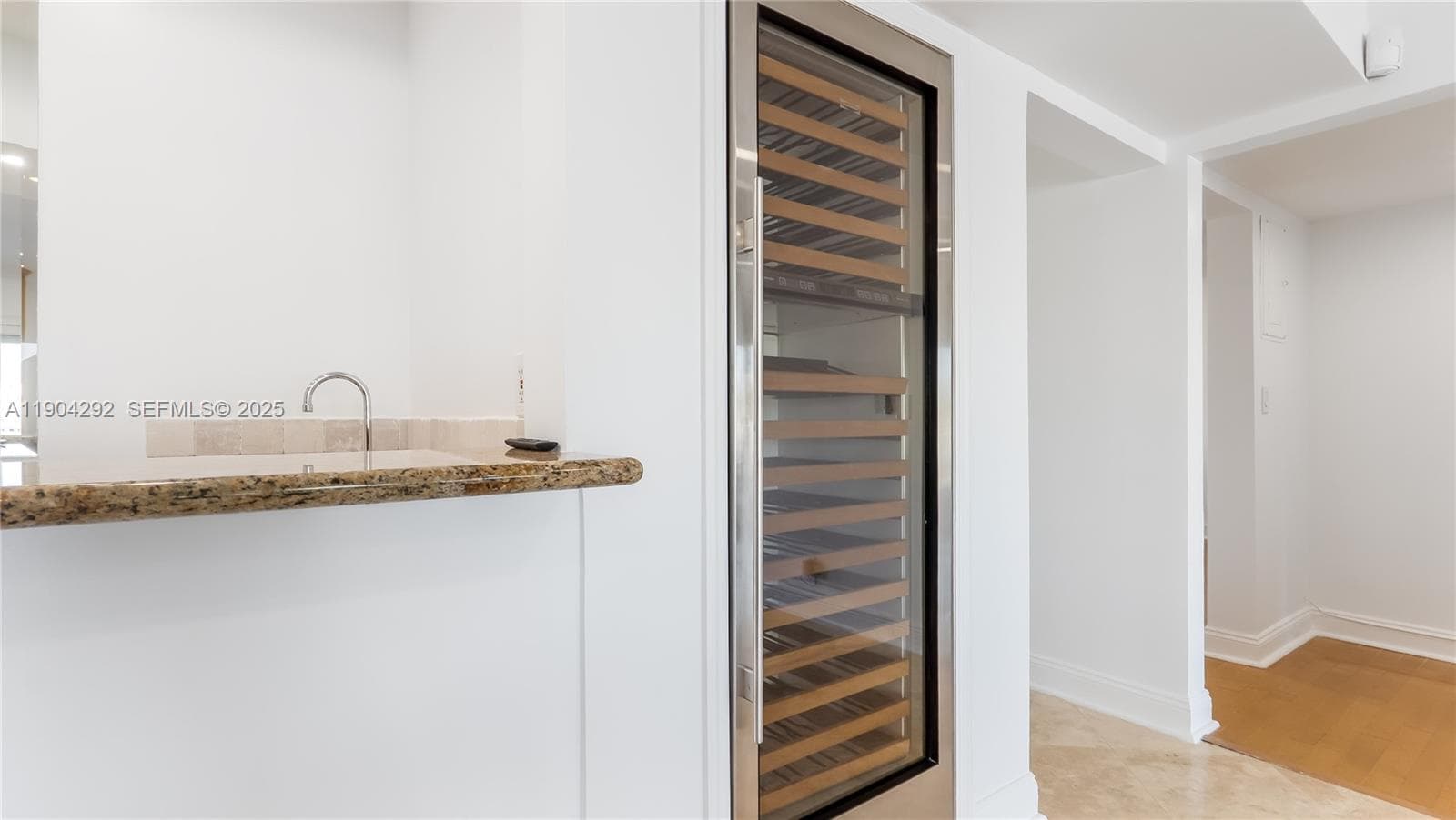 2445 8 St photo 15