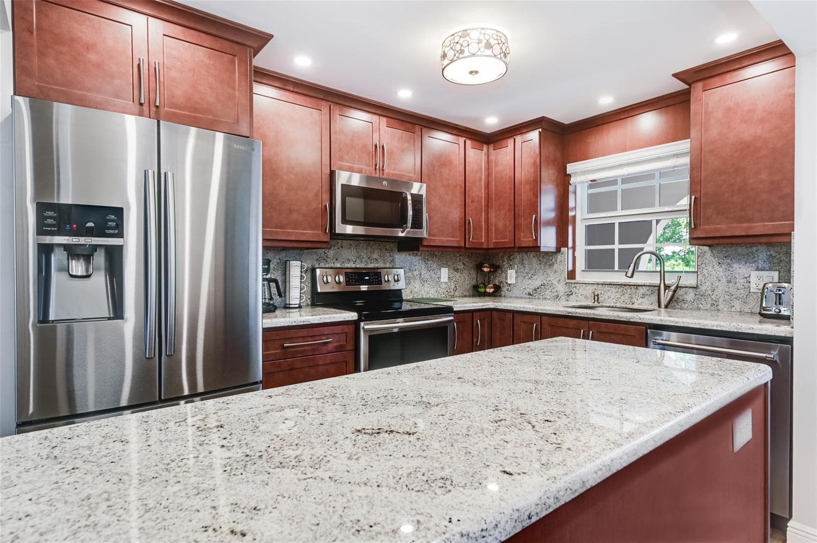 773 Jeffery Street #4-305 5
