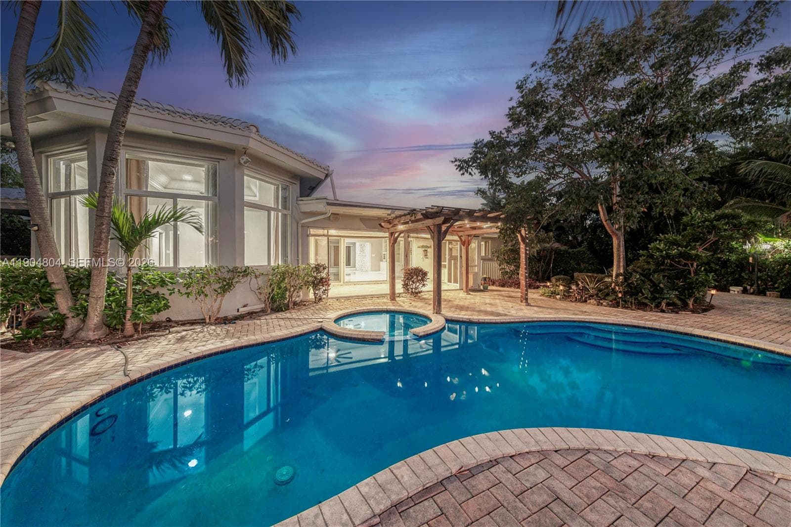 2801 Coral Shores Dr 4