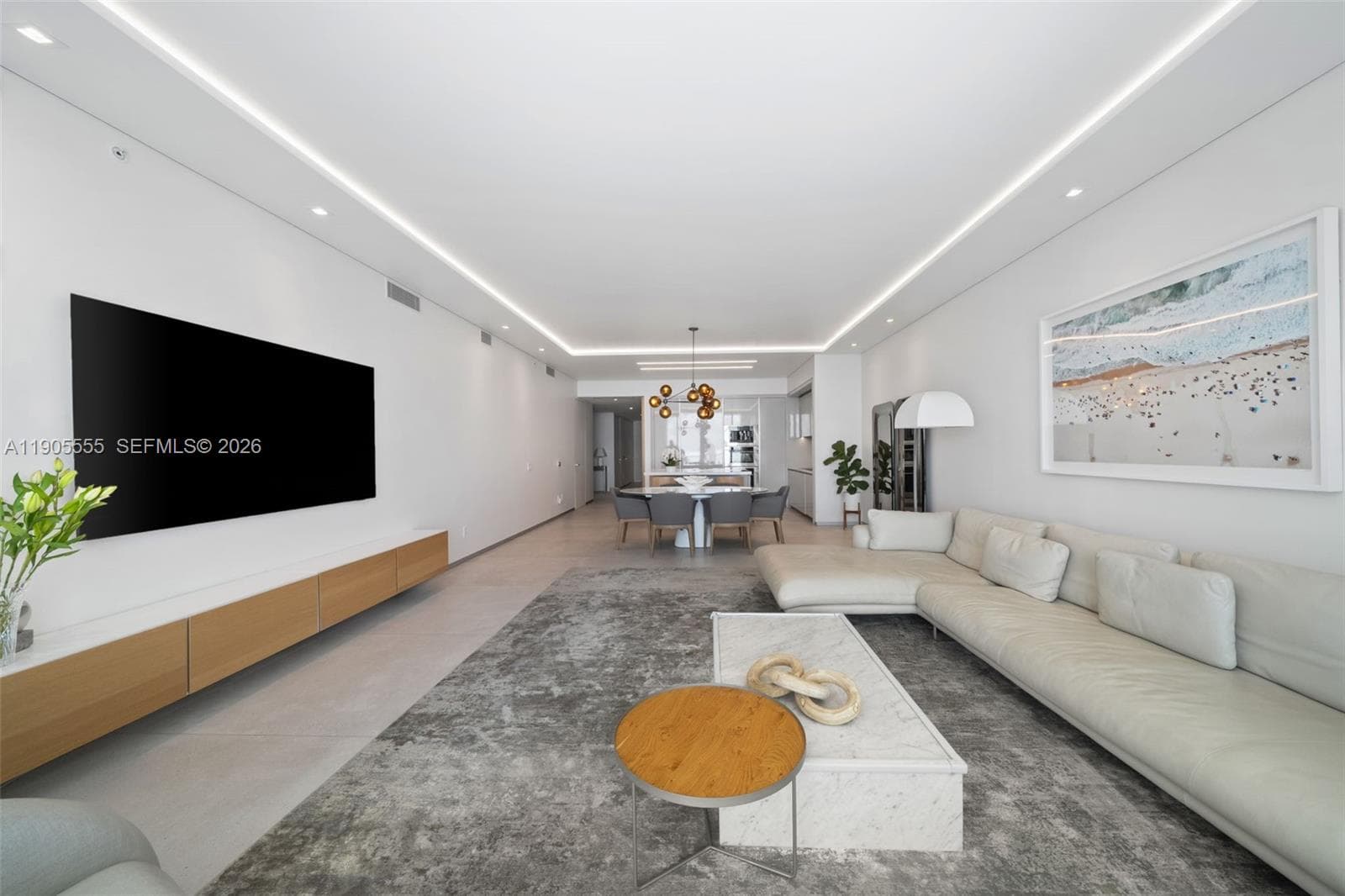 18975 Collins Ave 401 photo 6