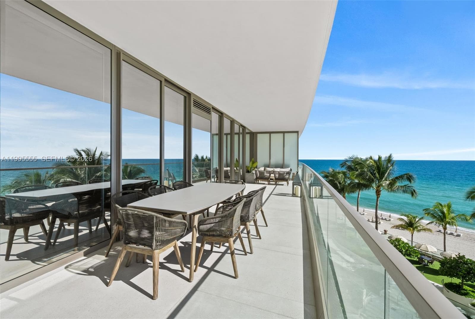 18975 Collins Ave 1