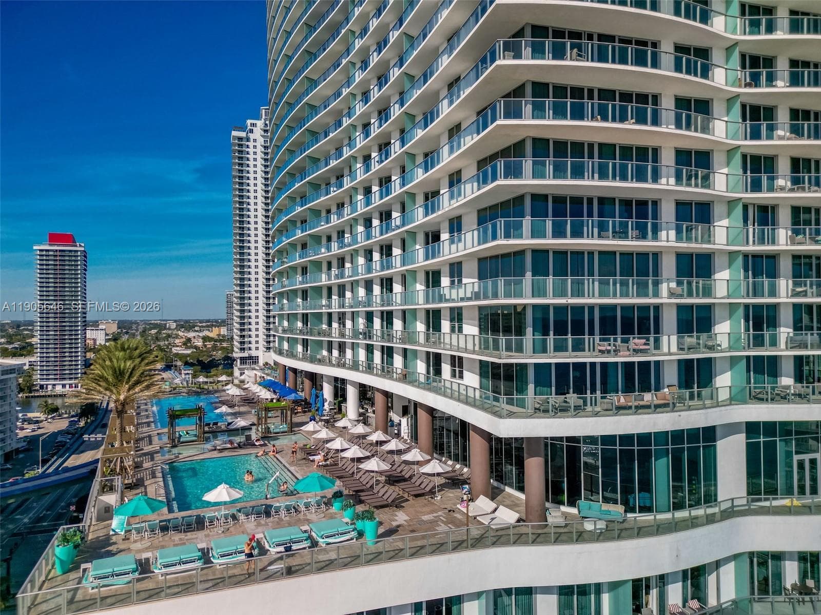4111 Ocean Dr 2