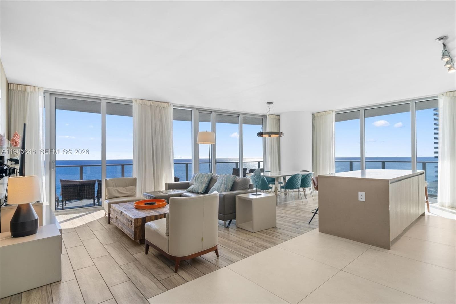 4111 Ocean Dr 1