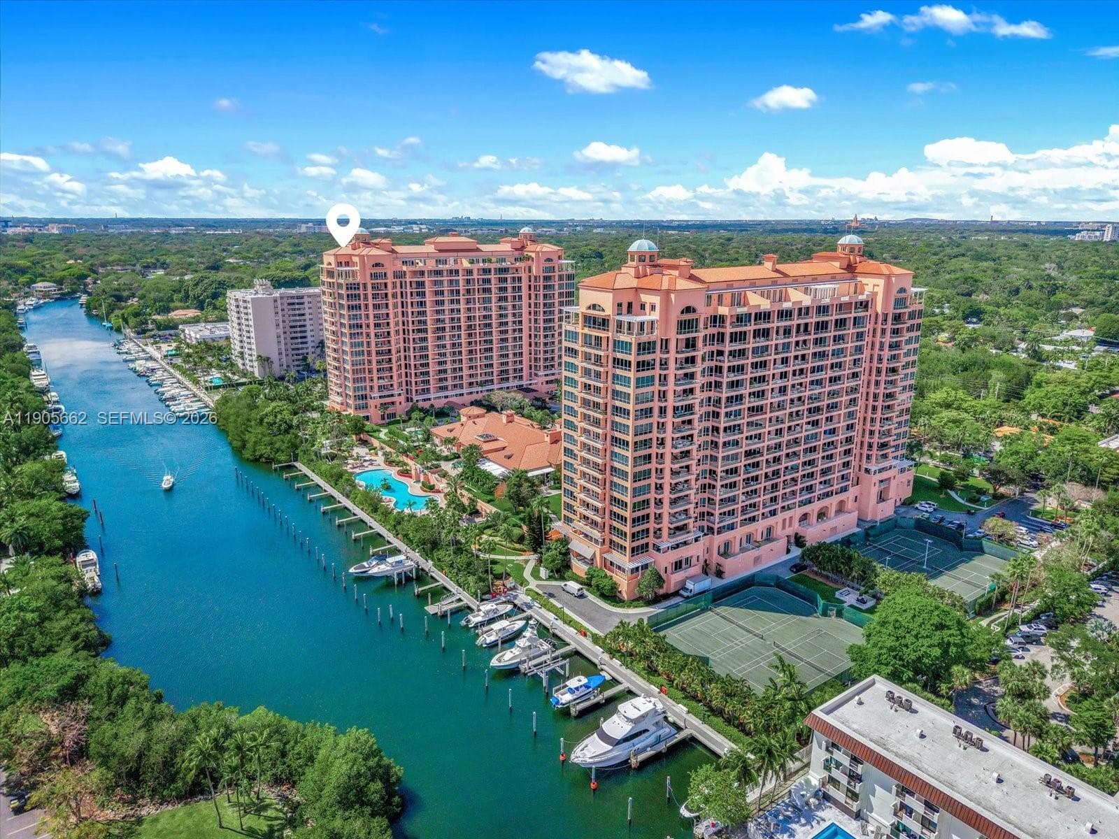 60 Edgewater Dr 7A photo 25