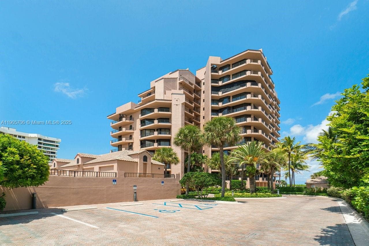 530 Ocean Dr 1