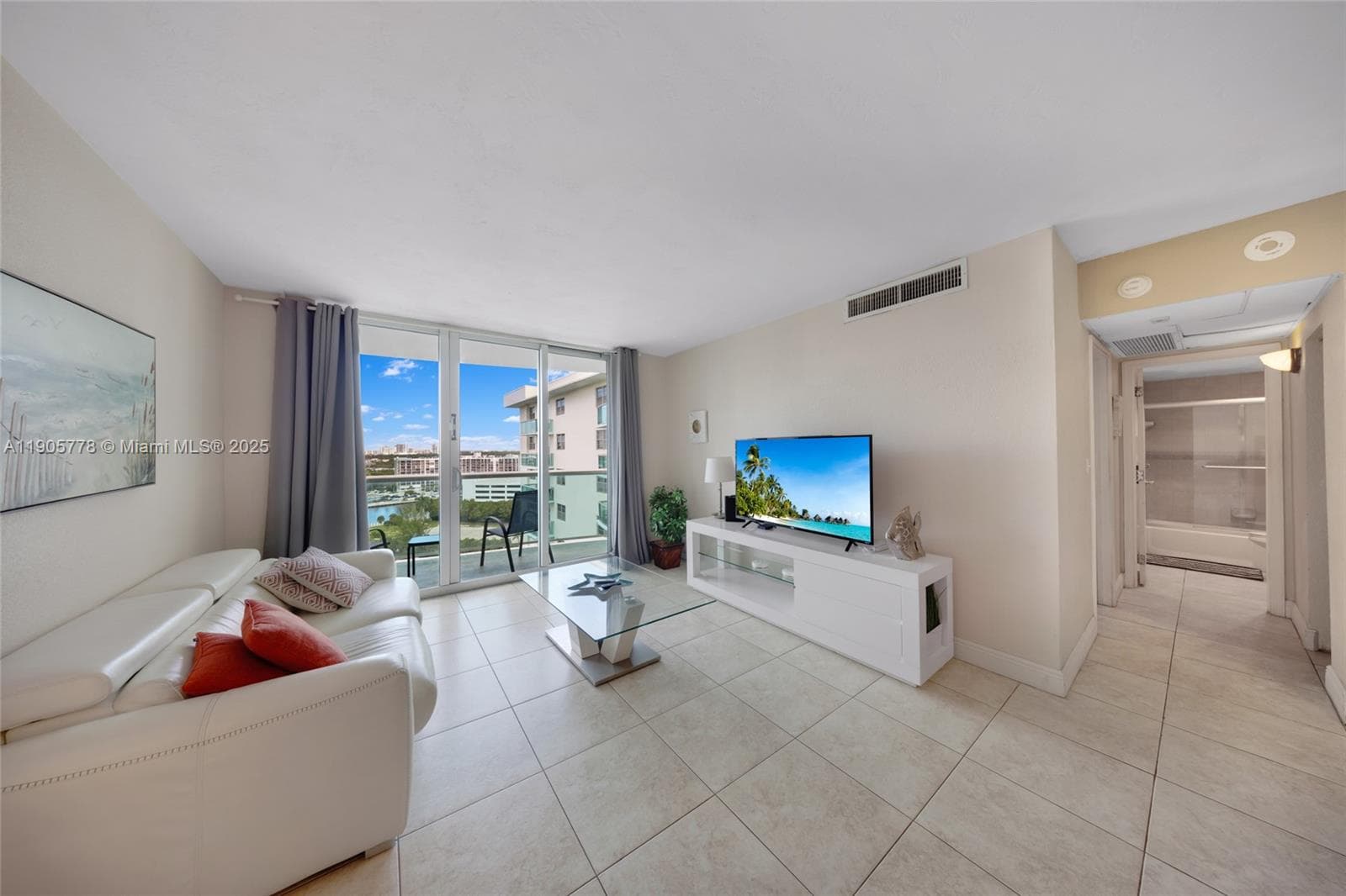 3801 Ocean Dr 15R photo 5