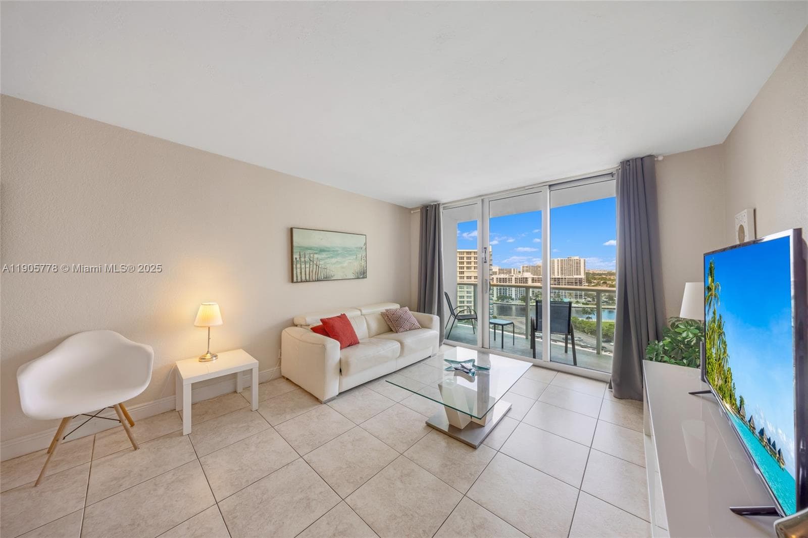 3801 Ocean Dr 15R photo 4