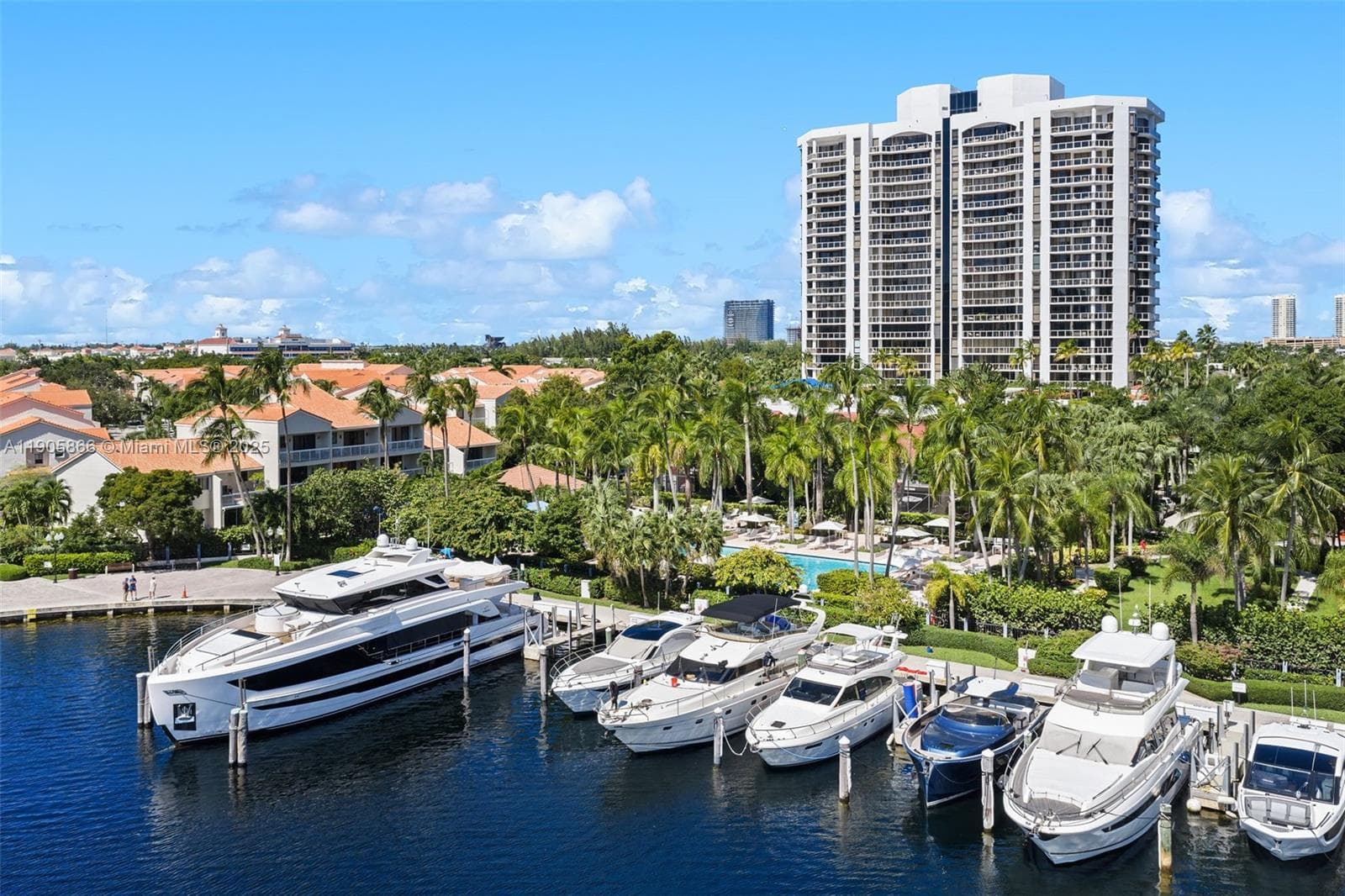 3598 Yacht Club Dr 602 photo 1