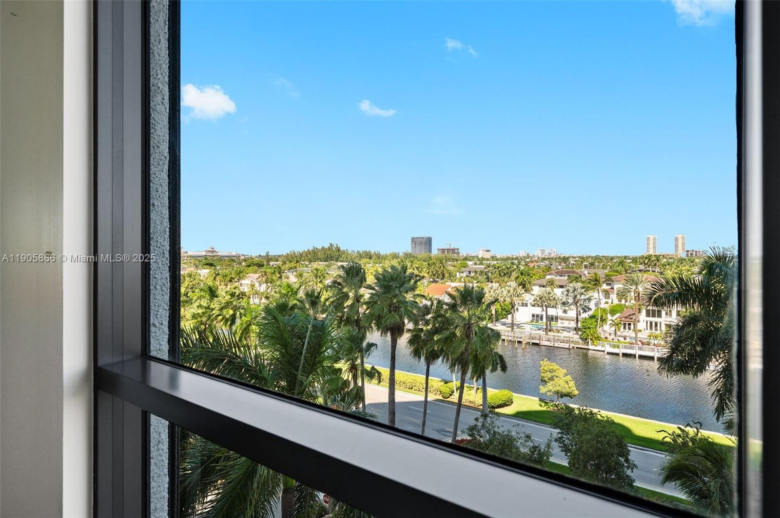 3598 Yacht Club Dr 602 photo 18