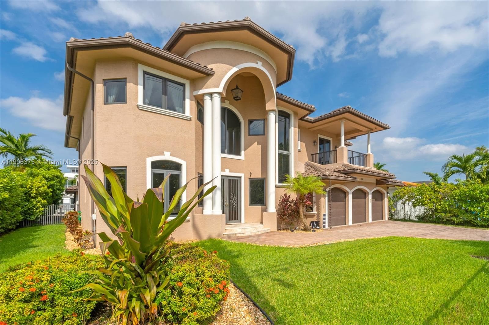 2085 Keystone Blvd 2