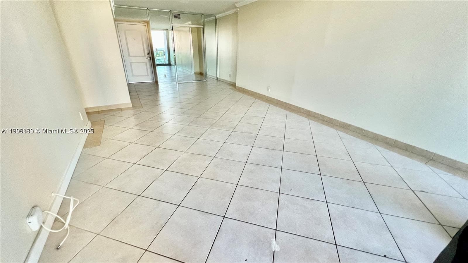 100 Bayview Dr 607 photo 7