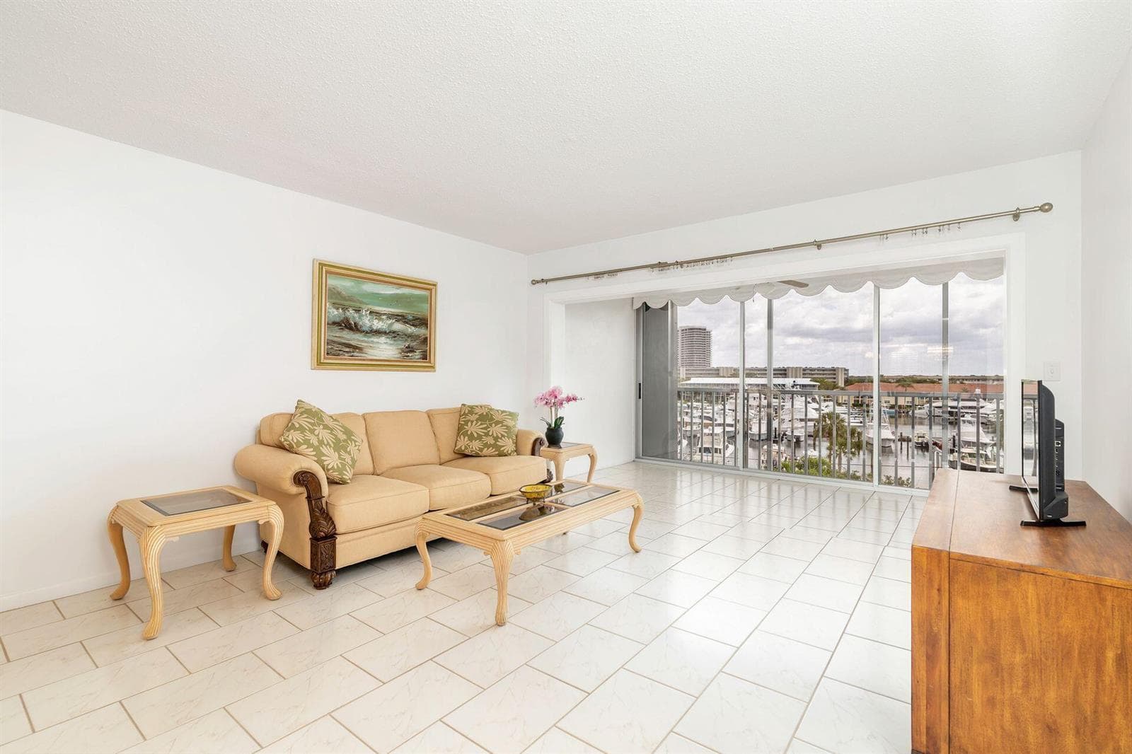 907 Marina Drive #402 5
