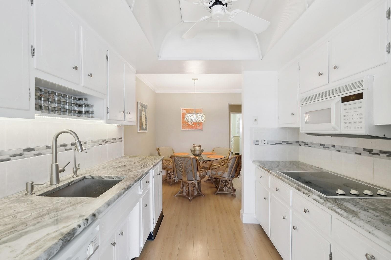 2864 NE 33rd Court #202 5