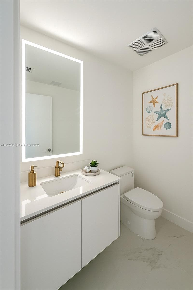 700 24 ST 3701 photo 18