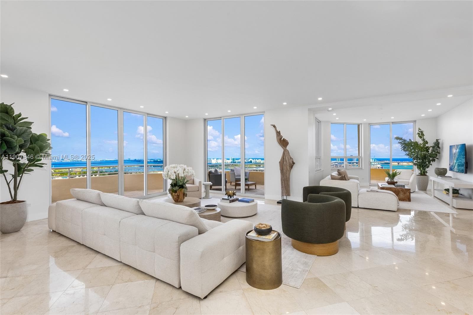 808 Brickell Key Dr 1