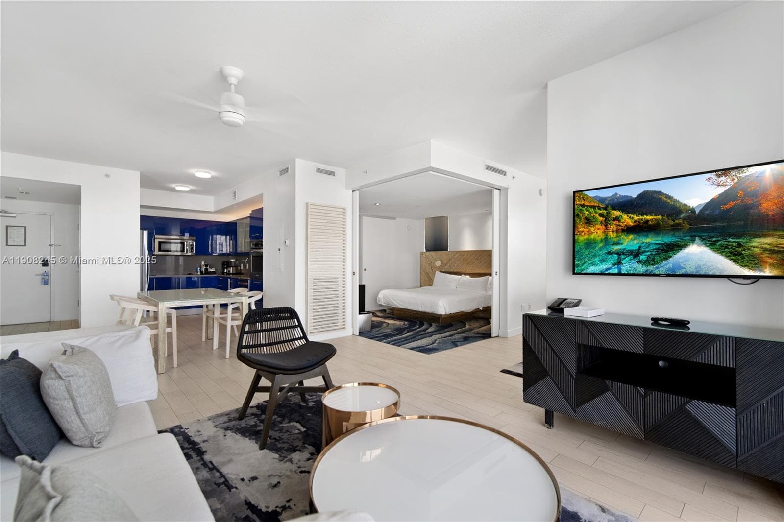 3101 Bayshore Dr 5