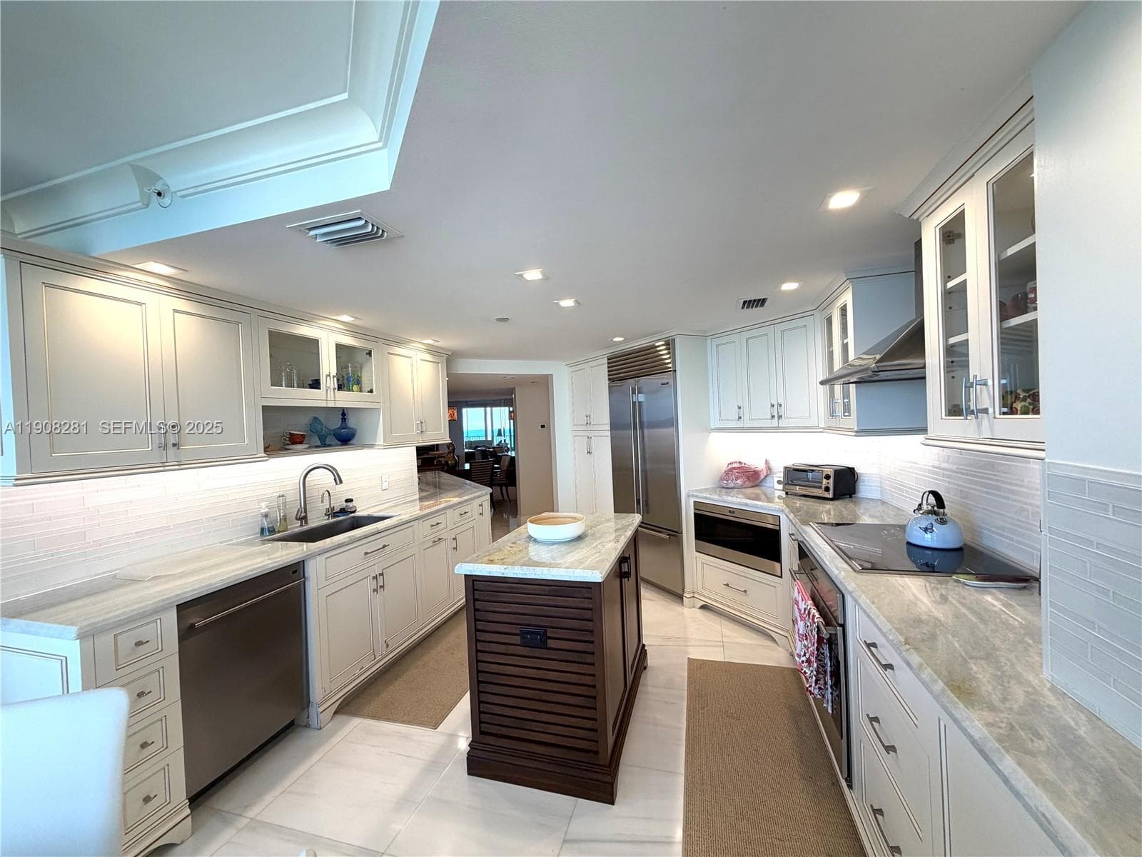 5200 Ocean Dr 1801 photo 21
