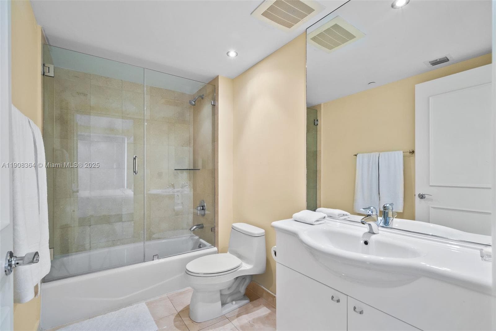 1800 Ocean Dr 2603 photo 24