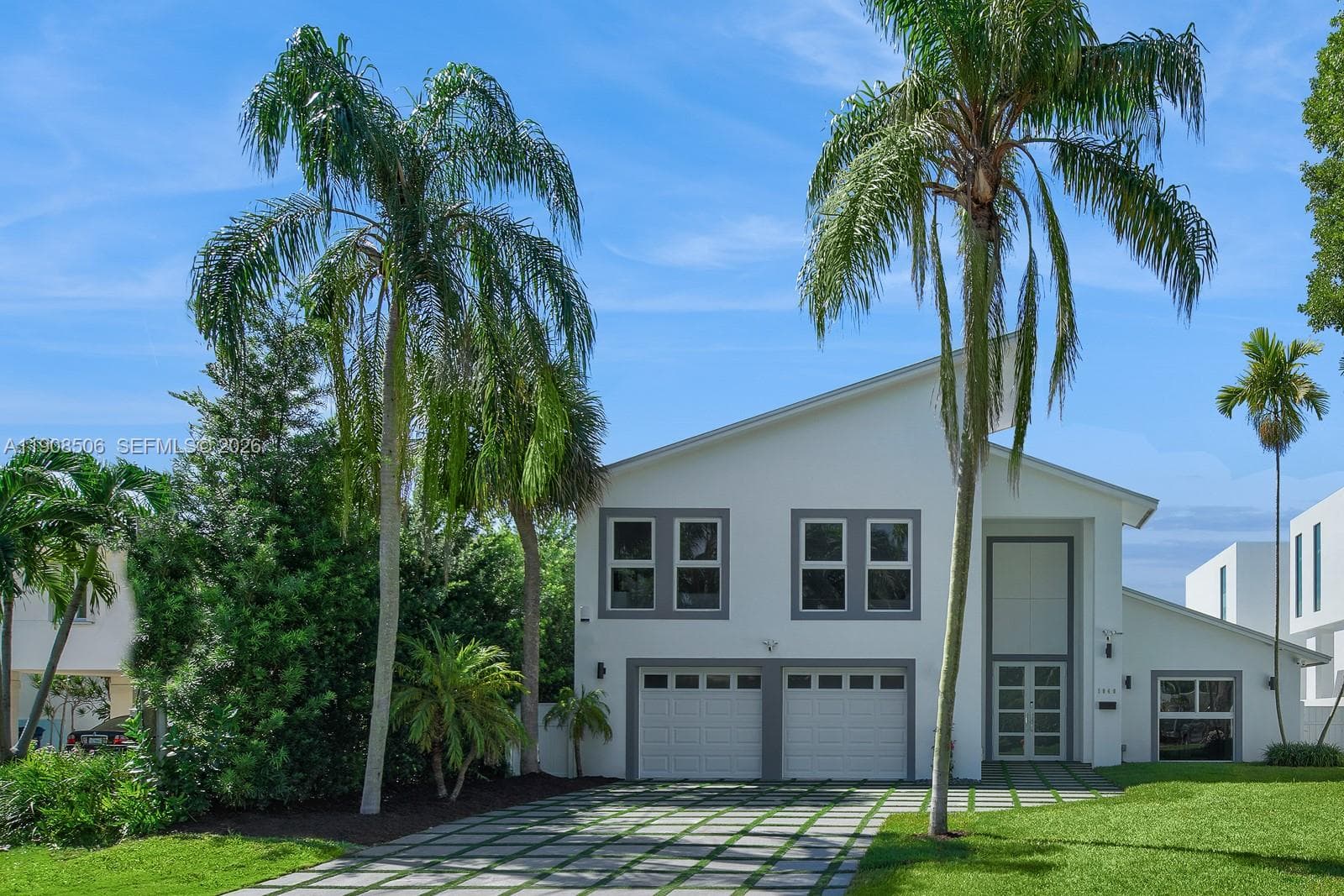 1040 Shore Dr 5