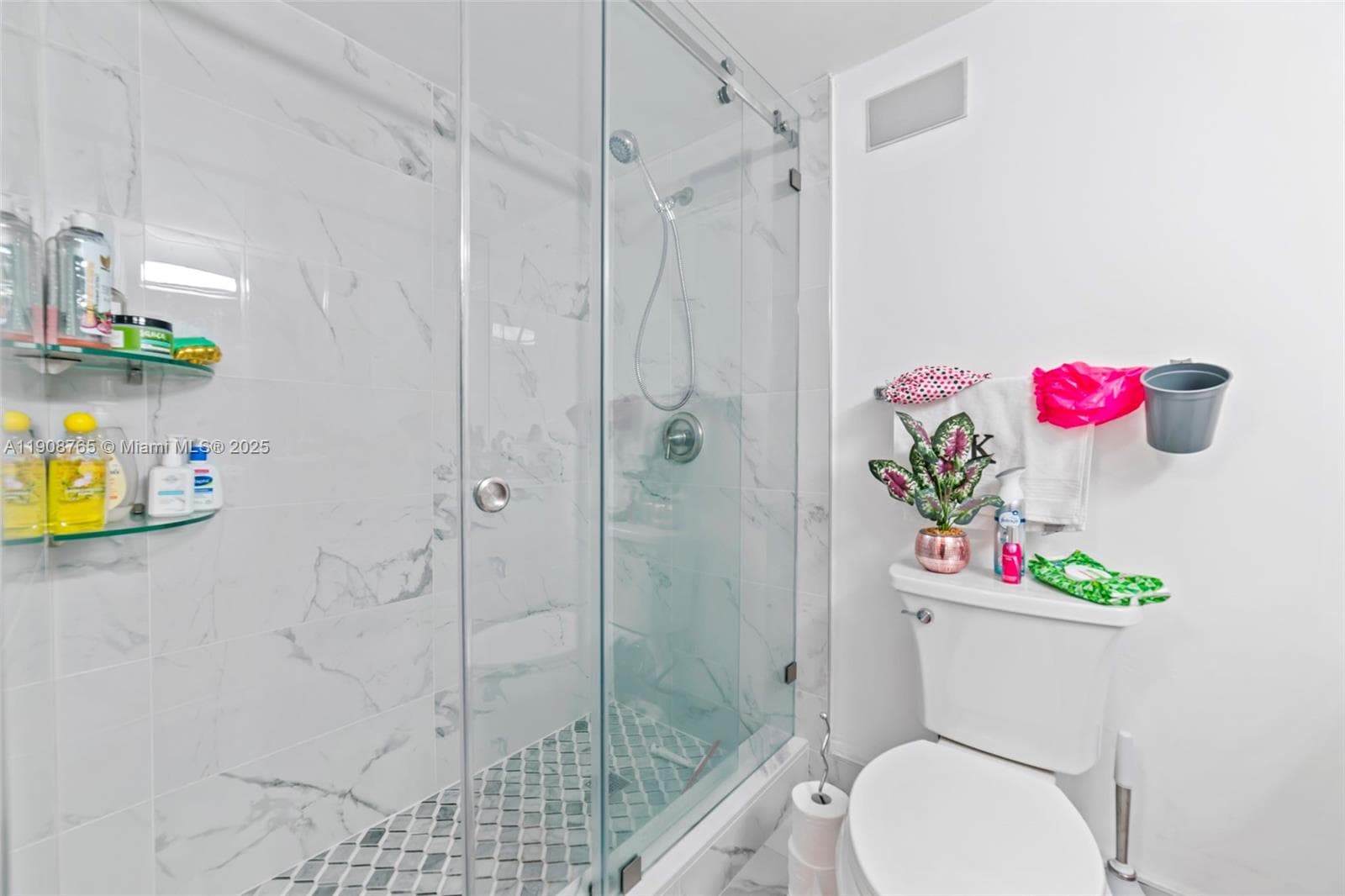 3725 Ocean Dr 716 photo 22